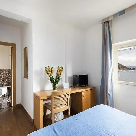 Hotel Bi