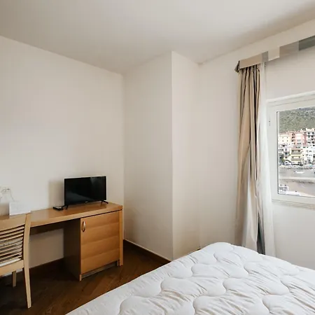 Bi Hotel 3*