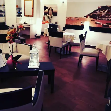 Bi Hotel 3*