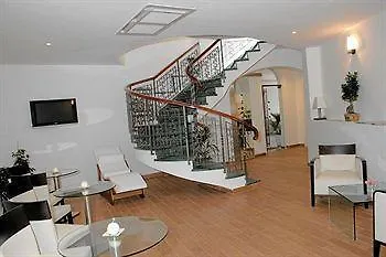Hotel Bi 3*